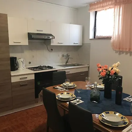 Fuer 6 Personen Ca 90 Qm In Banjole, Istrien Istrische Riviera Apartment Banjole