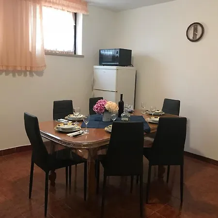 Fuer 6 Personen Ca 90 Qm In Banjole, Istrien Istrische Riviera Apartment Banjole