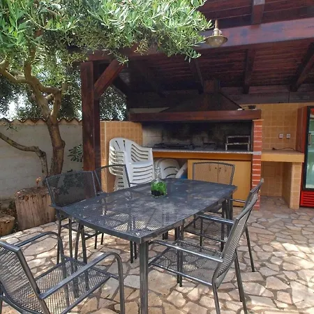 Apartment Fuer 6 Personen Ca 90 Qm In Banjole, Istrien Istrische Riviera Banjole